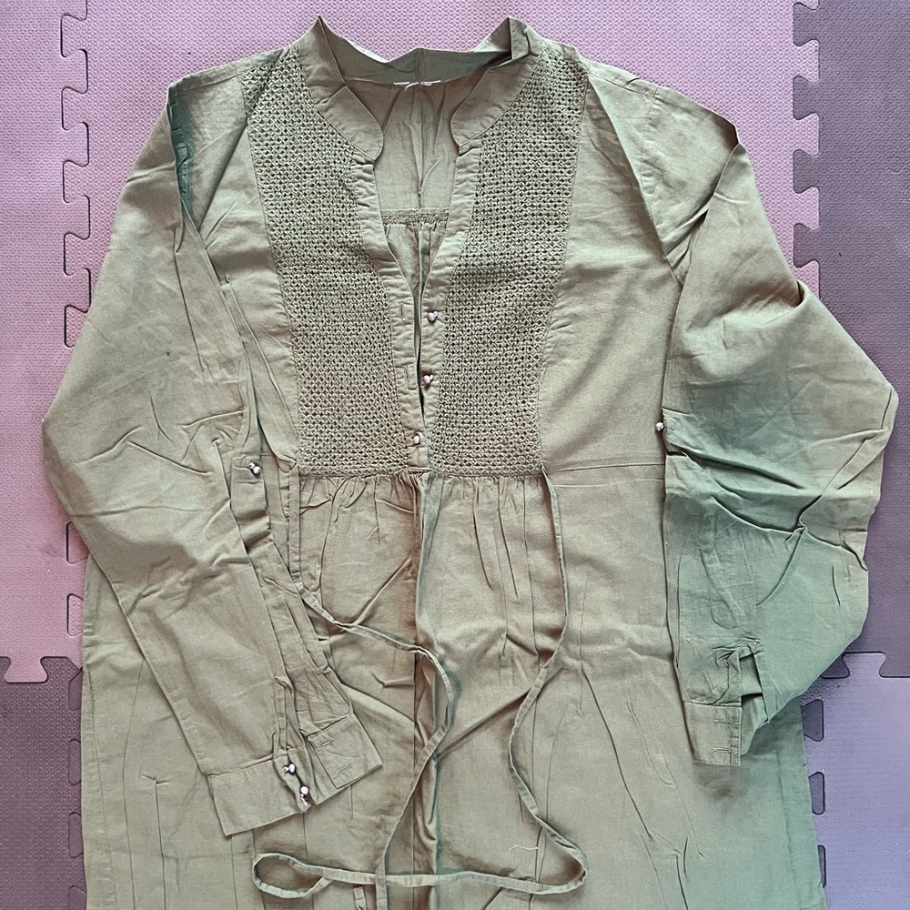 Maternity shirt